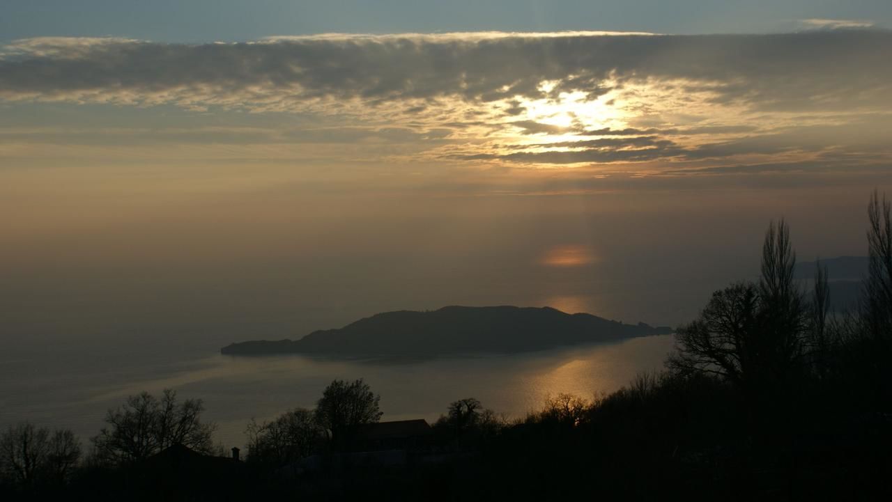 Отели типа «постель и завтрак» B&B Apart Hotel Paštrovski Konak Свети-Стефан-30