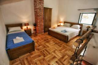 Отели типа «постель и завтрак» B&B Apart Hotel Paštrovski Konak Свети-Стефан Семейные апартаменты с видом на море-2