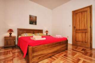 Отели типа «постель и завтрак» B&B Apart Hotel Paštrovski Konak Свети-Стефан Апартаменты с 1 спальней, террасой и видом на море-4