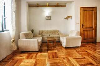 Отели типа «постель и завтрак» B&B Apart Hotel Paštrovski Konak Свети-Стефан Семейные апартаменты с видом на море-1