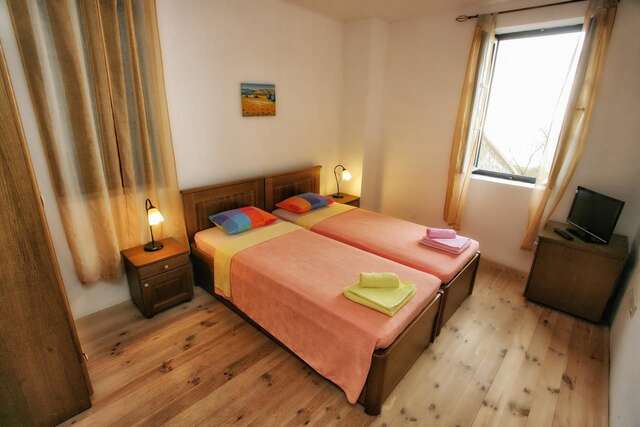 Отели типа «постель и завтрак» B&B Apart Hotel Paštrovski Konak Свети-Стефан-12